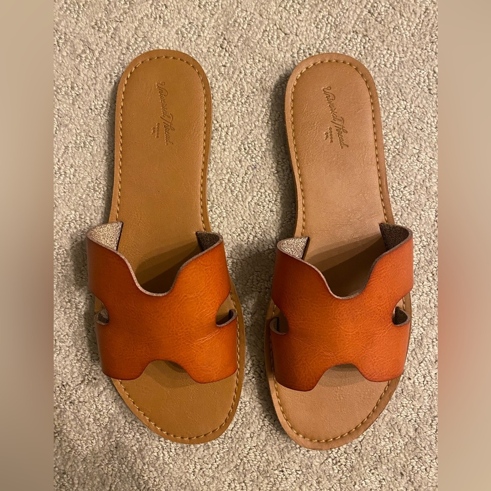 Universal Threads Sandals
